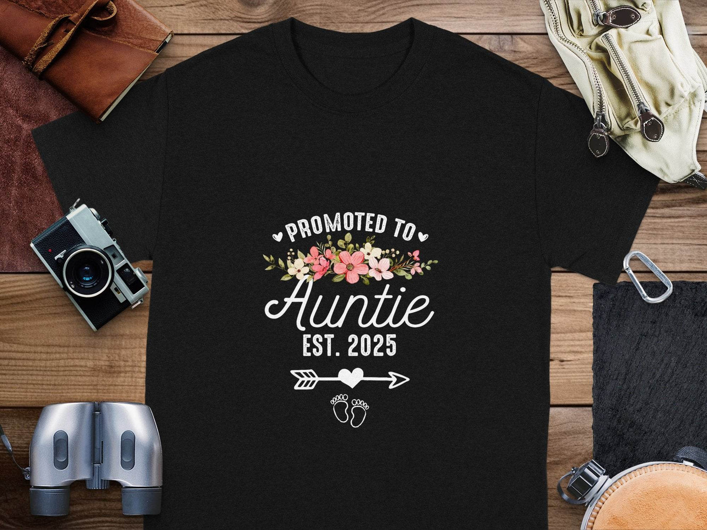 Promoted To Auntie Floral Arrow Baby Feet Est 2025 T-Shirt - Design & Vybe