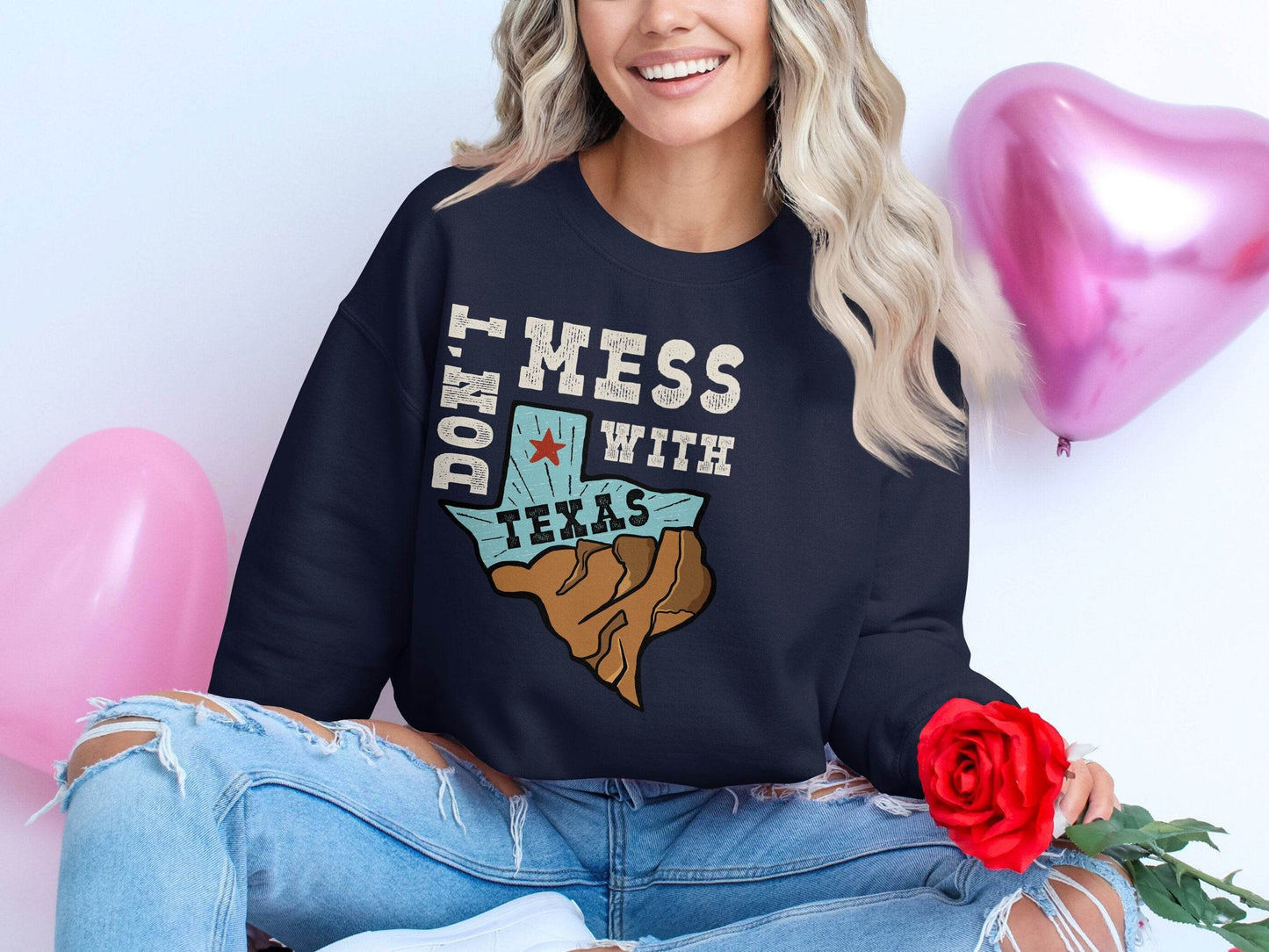 Iconic Don't Mess with Texas Graphic Sweater - Design & Vybe