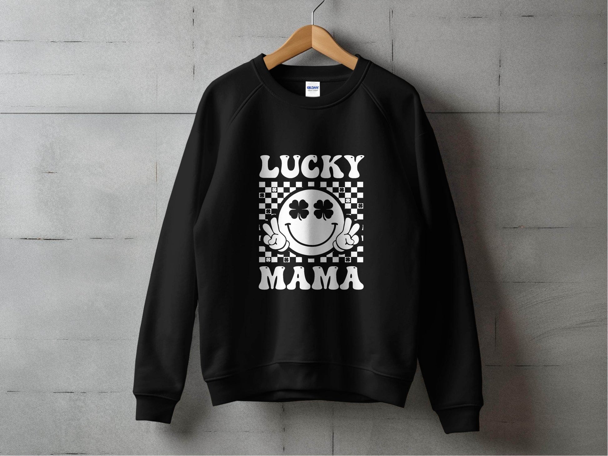 Lucky Mama St Patricks Day Design Smiley Face Sweater - Design & Vybe