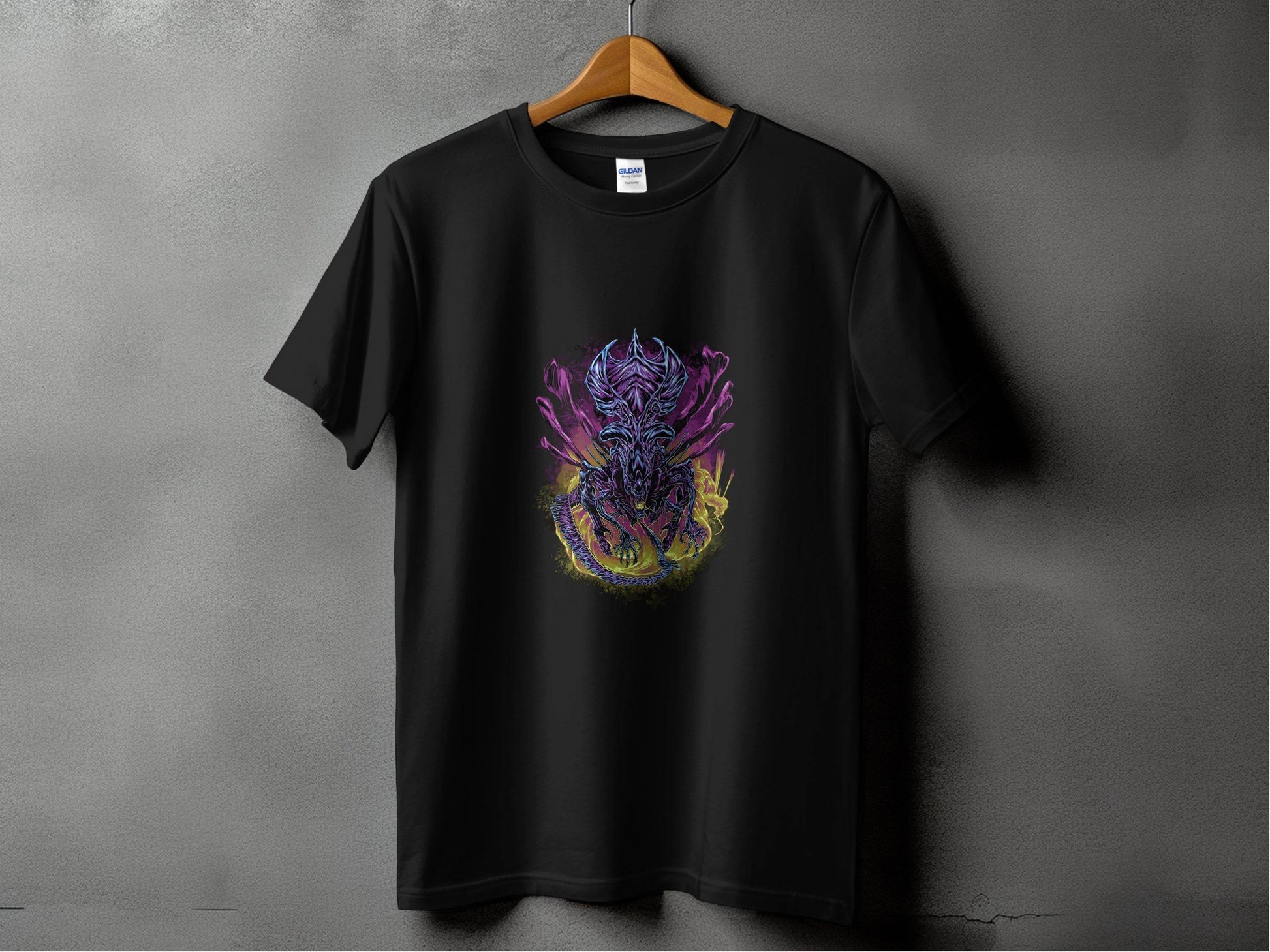 The Queen Xenomorph Art Monster Illustration T-Shirt - Design & Vybe