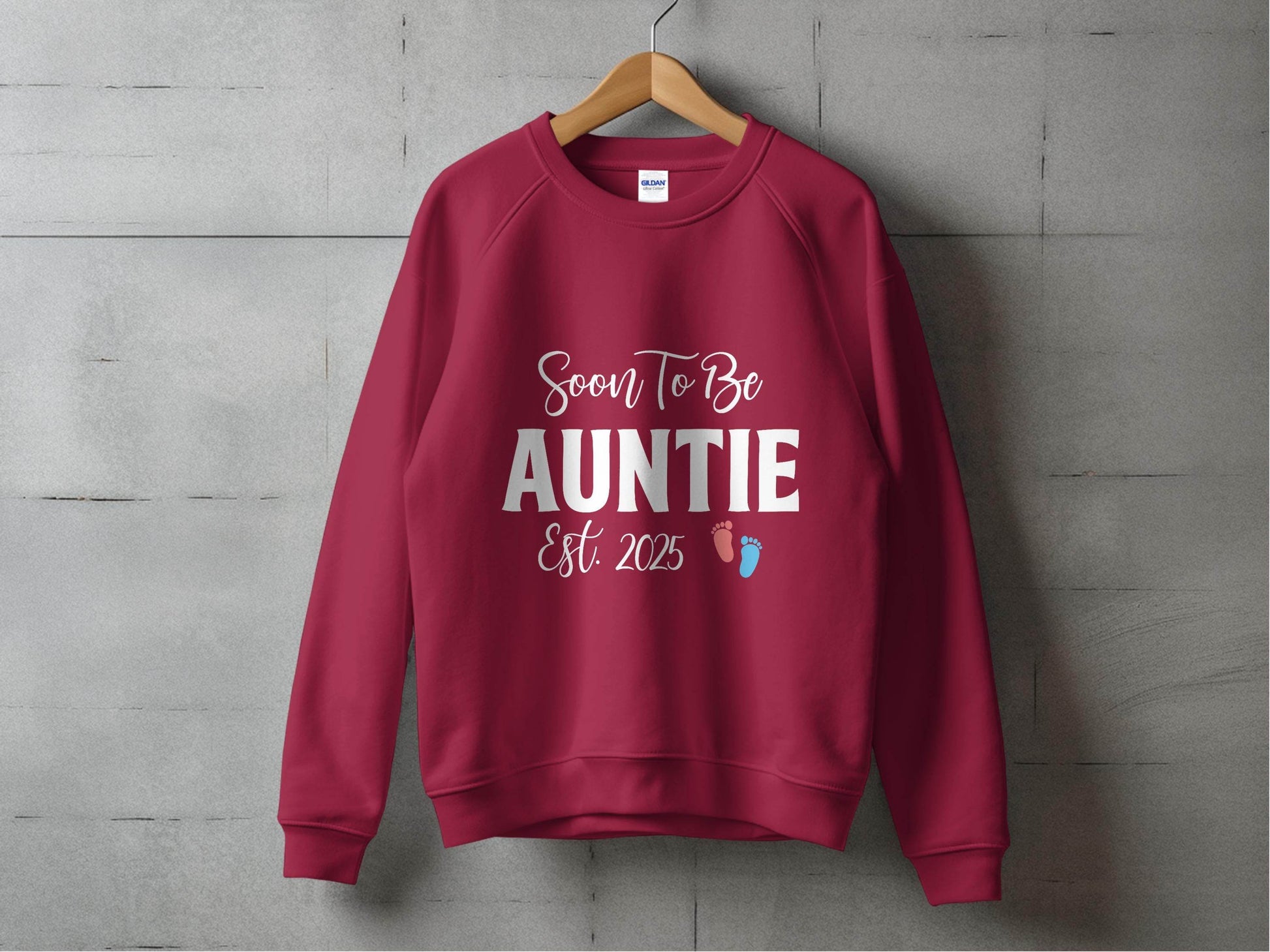 Soon To Be Auntie Est 2025 Design New Auntie Sweater - Design & Vybe