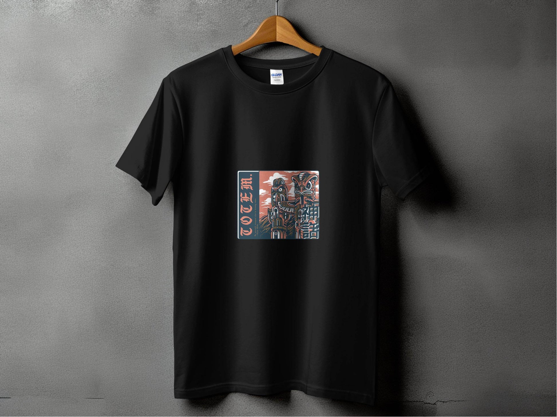 Totem Poles with Quote Be Yourself Oscar Wilde T-Shirt - Design & Vybe