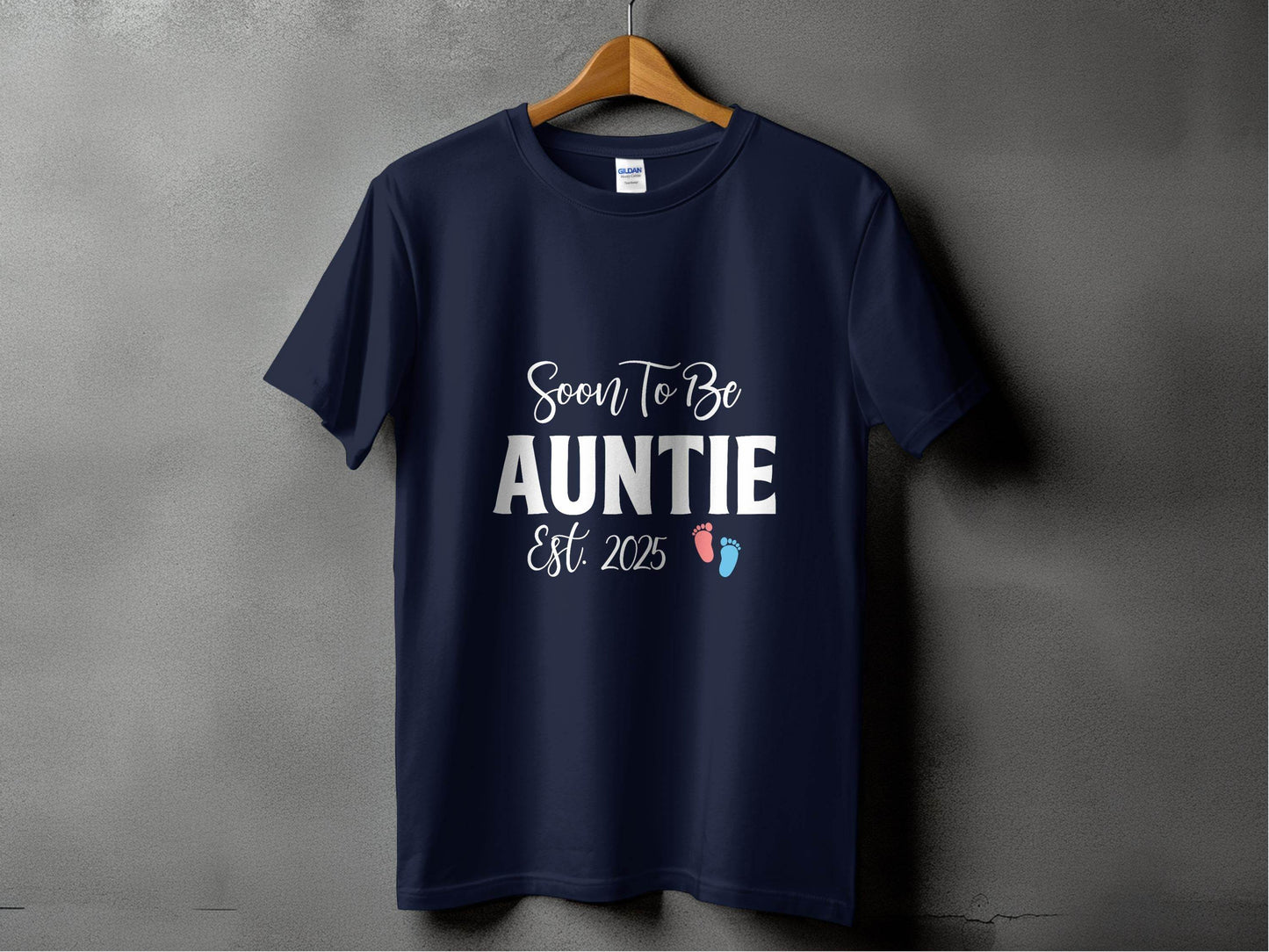 Soon To Be Auntie Est 2025 Design New Auntie T-Shirt - Design & Vybe