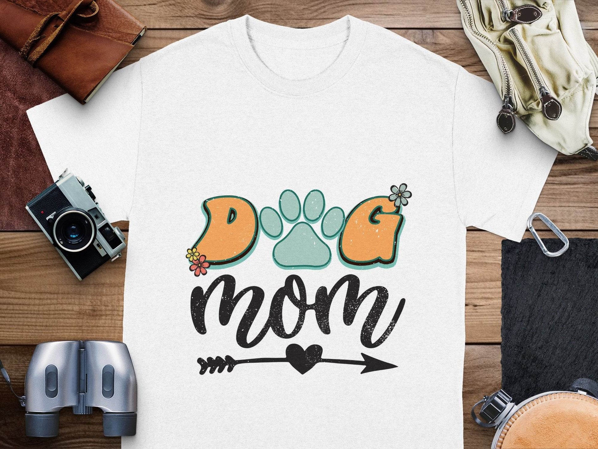 Dog Mom Retro Design Flower And Heart Arrow Graphic T-Shirt - Design & Vybe