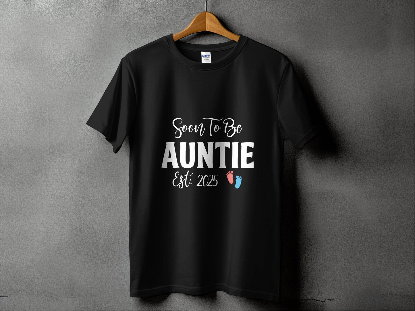 Soon To Be Auntie Est 2025 Design New Auntie T-Shirt - Design & Vybe