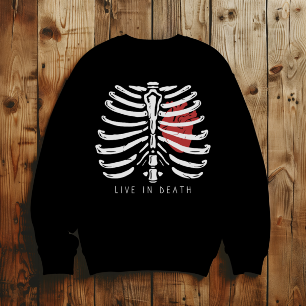 Live in death with heart T-shirt - Image 3