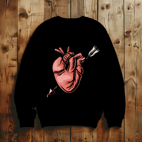 Heart with arrow T-shirt - Image 3